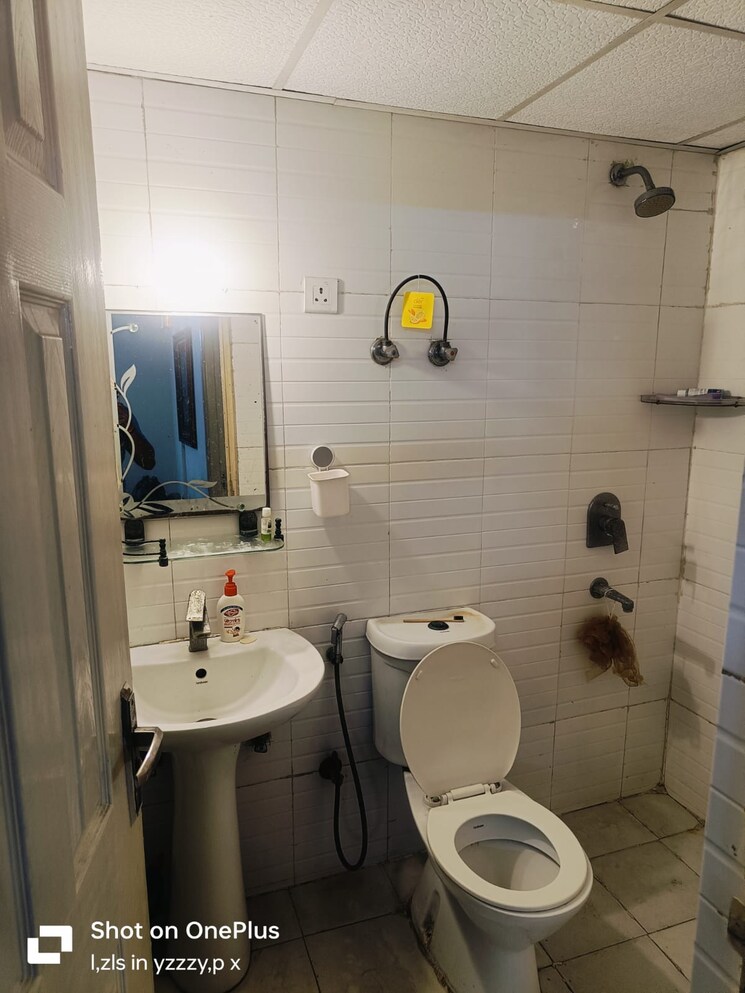 Attached Bathroom, supertech-cape-town 3 Bedroom 1295 Sq.Ft. Apartment In Sector 74 Noida 9029715