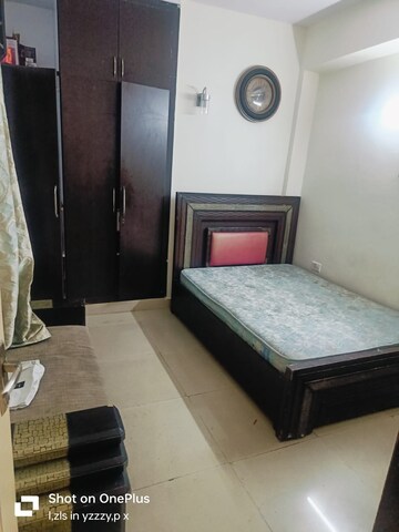 Bedroom in 3 BHK Apartment at Supertech Cape Town, Sector 74 – for Rent
