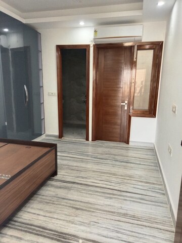 Room in 1 RK Builder Floor at Saket – for Rent