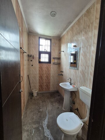 Bathroom in 3 BHK Builder Floor at Green Fields Colony – for Sale