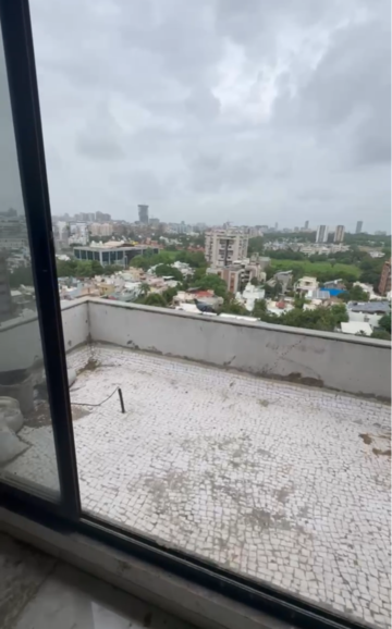 Balcony in  Office Space in IT/SEZ at Vastrapur – for Rent