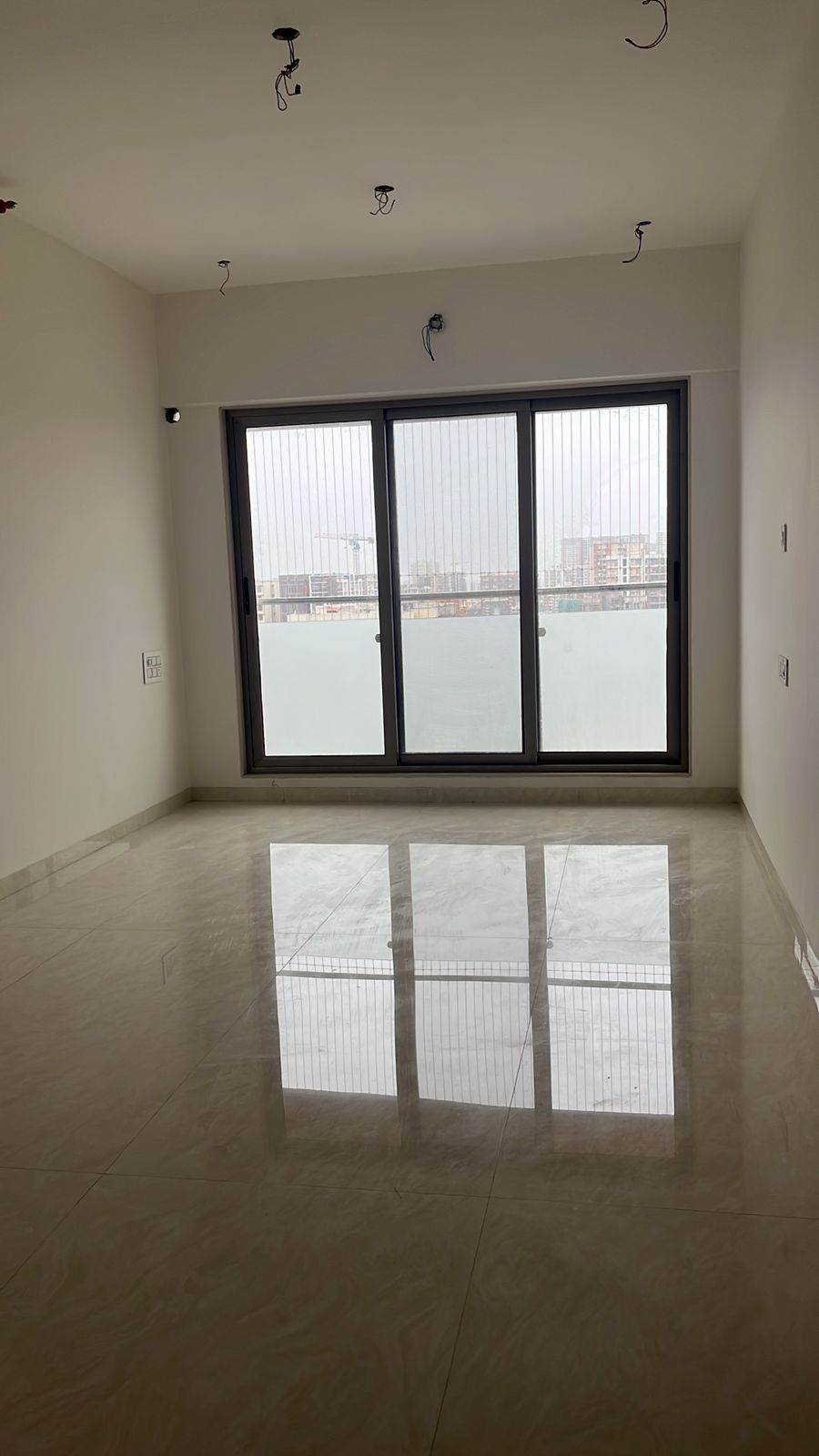 2 BHK 600 Sq.Ft. Apartment in Neminath Square Goregaon West