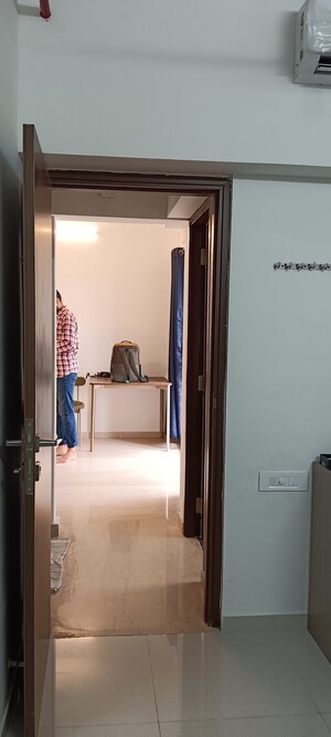 Furnished Amenities in 1 BHK Apartment at Omkar Signet, Malad East – for Sale