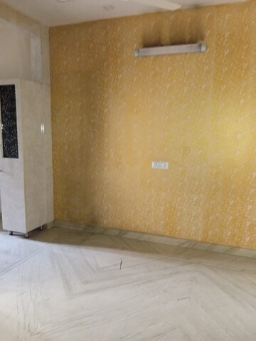 Room in 2 BHK Apartment at Supertech Ecovillage II, Sector 16b Greater Noida – for Rent