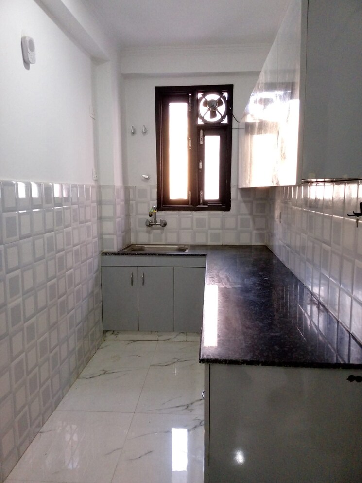 Kitchen, saket 1 Bedroom 500 Sq.Ft. Builder Floor In Saket Delhi 9029797