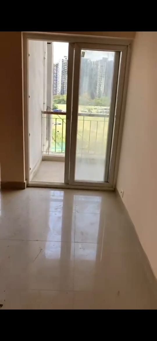 2 BHK 805 Sq.Ft. Apartment in Amrapali Dream Valley