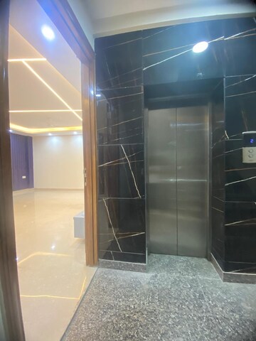 Building Lobby in 3 BHK Builder Floor at Sector 19 Dwarka – for Rent