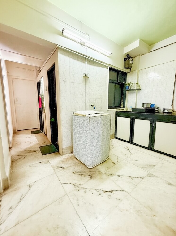 Living Room, sector 5 3 Bedroom 685 Sq.Ft. Apartment In Sector 5 Thane 9029703