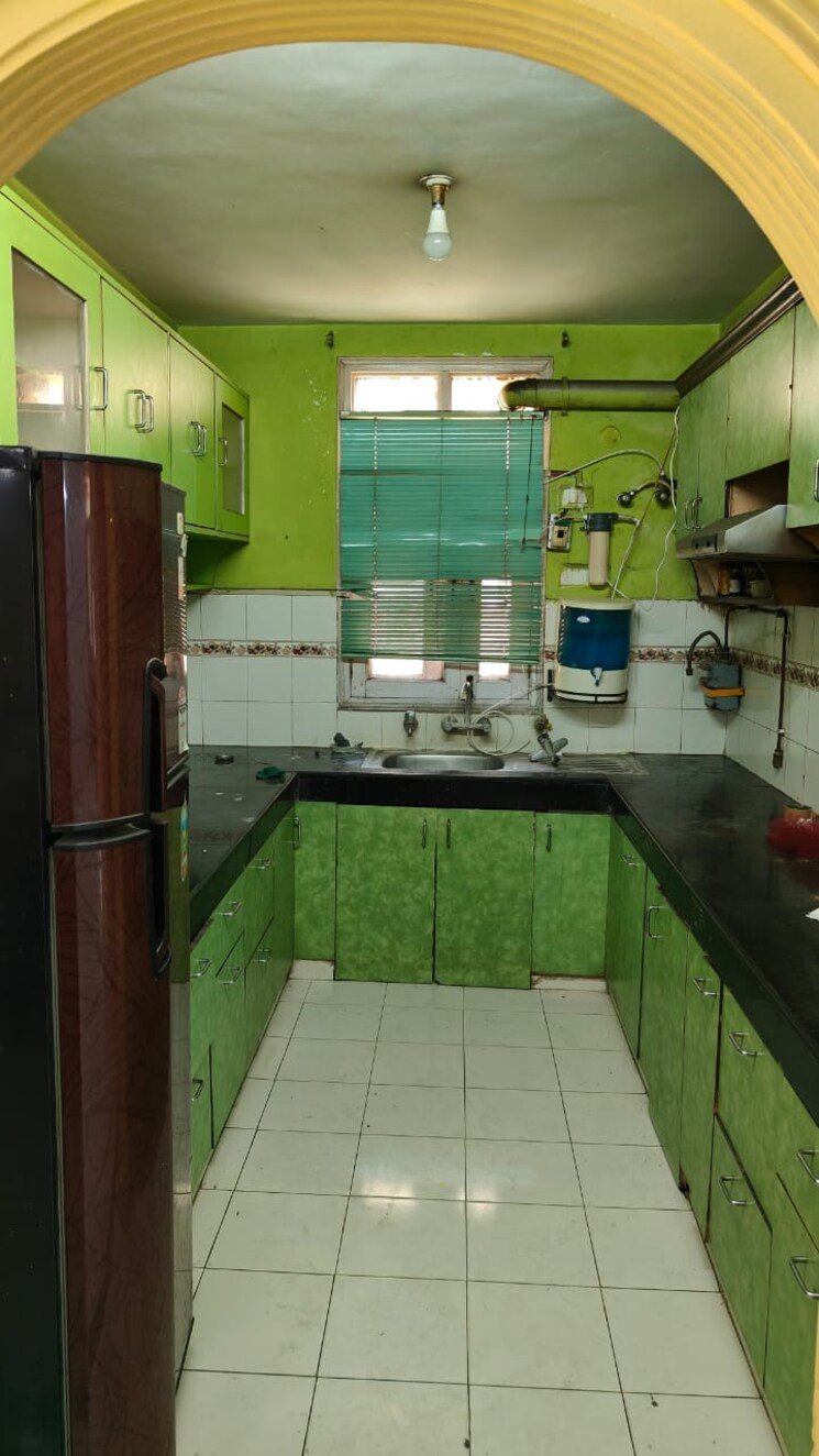 Kitchen, pi i and ii greater noida 4 Bedroom 1560 Sq.Ft. Apartment In Pi I And Ii Greater Noida Greater Noida 9029933