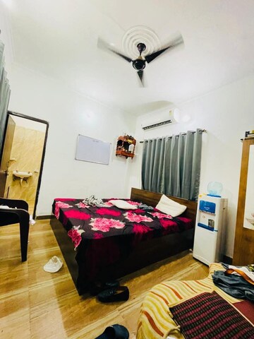 Bedroom in 2 BHK Independent House at Greenwood City, Sector 40 – for Rent