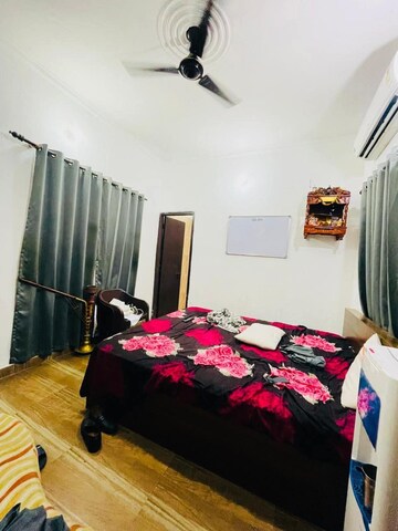 Bedroom in 2 BHK Independent House at Greenwood City, Sector 40 – for Rent
