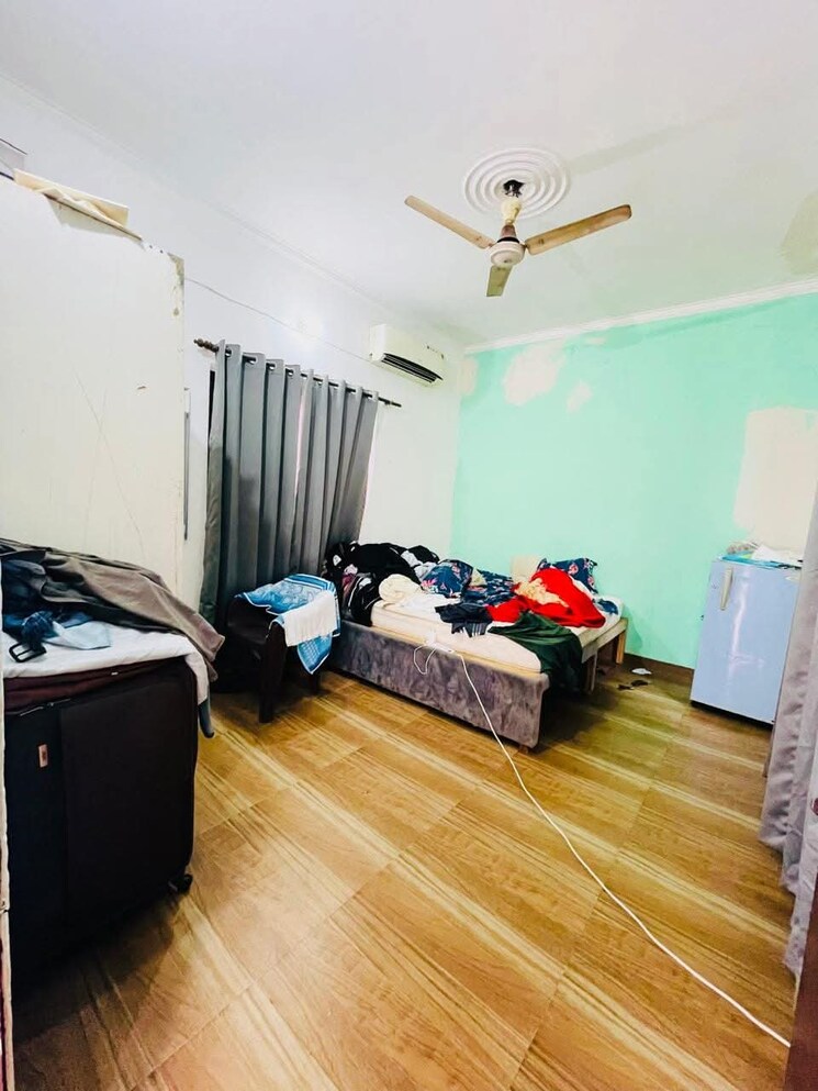 Master Bedroom, greenwood-city 2 Bedroom 350 Sq.Yd. Independent House In Sector 40 Gurgaon 9029847