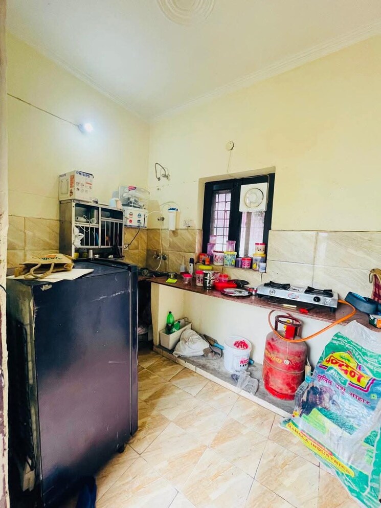 Kitchen, greenwood-city 2 Bedroom 350 Sq.Yd. Independent House In Sector 40 Gurgaon 9029847