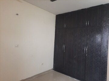 Furnished Amenities in 3 BHK Apartment at Green Power Society, Sector 75 – for Rent
