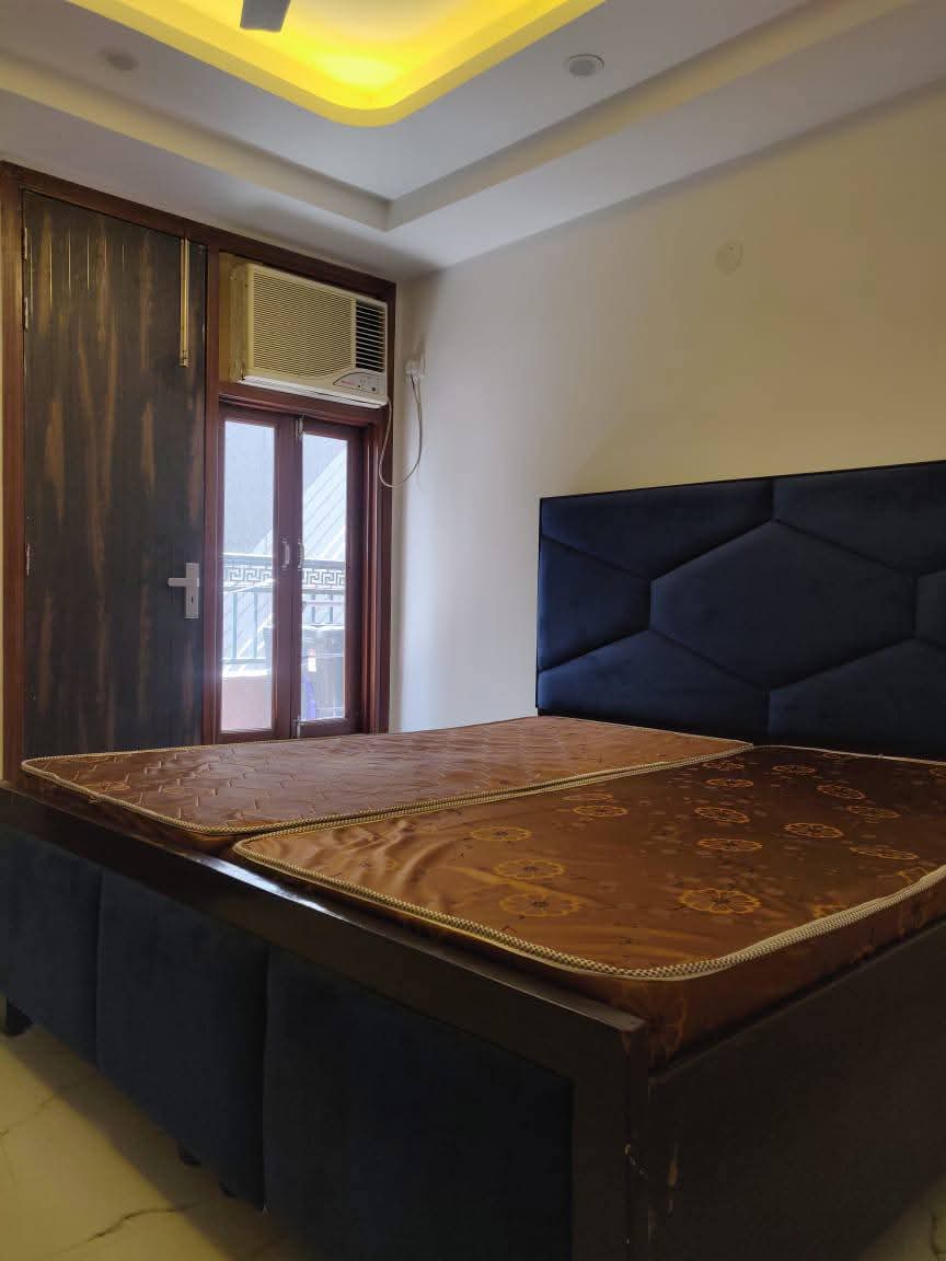 1 BHK Builder Floor For Rent in Saket