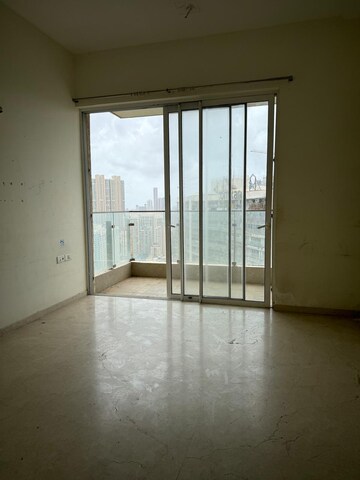 Room in 4 BHK Apartment at LnT Realty Crescent Bay, Parel – for Sale