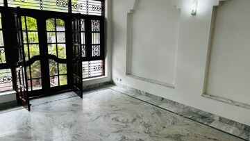 Living Room in 3 BHK Independent House at RWA Apartments Sector 47, Sector 47 – for Rent