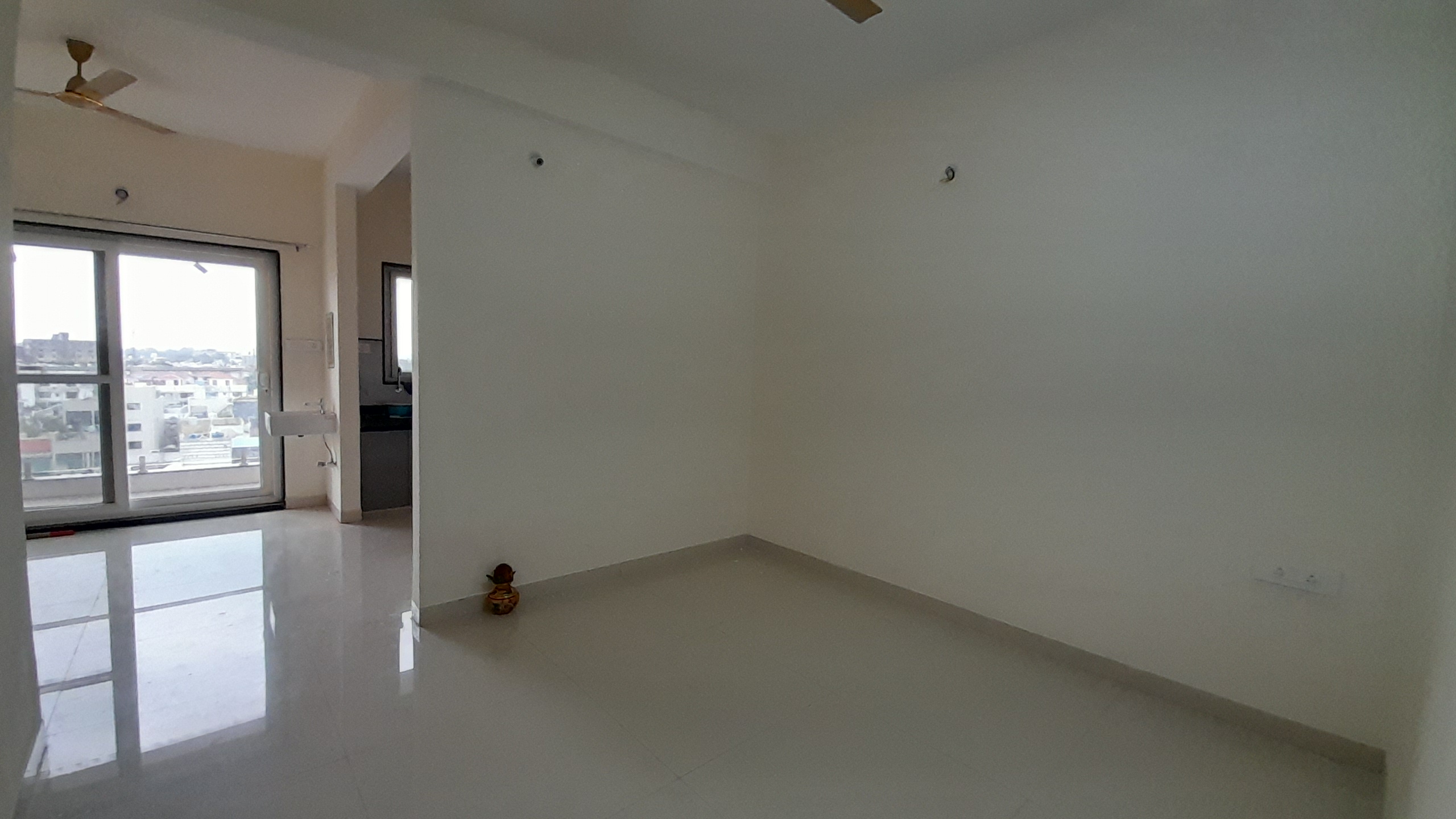 2 BHK + Extra Room Apartment For Rent in Se Society 