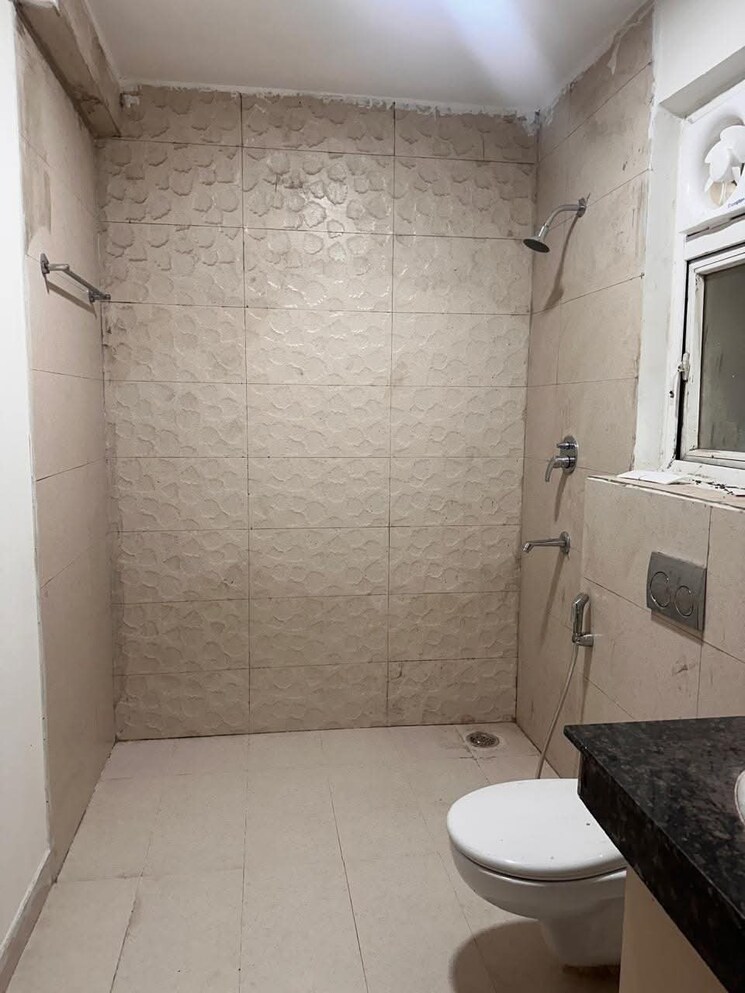 Bathroom, ats-marigold 3 Bedroom 2150 Sq.Ft. Apartment In Sector 89a Gurgaon 9029956
