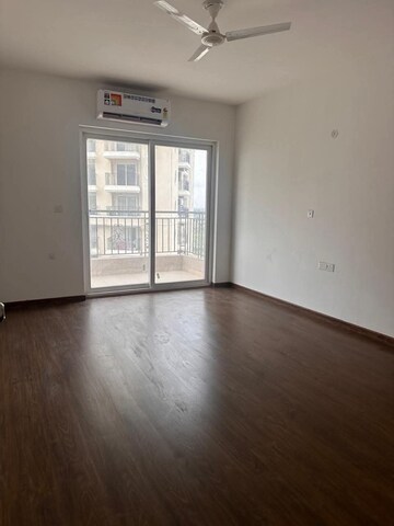 Room in 3 BHK Apartment at ATS Marigold, Sector 89a – for Rent
