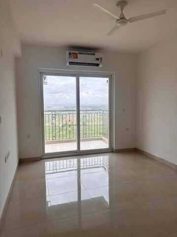 Room in 3 BHK Apartment at ATS Marigold, Sector 89a – for Rent