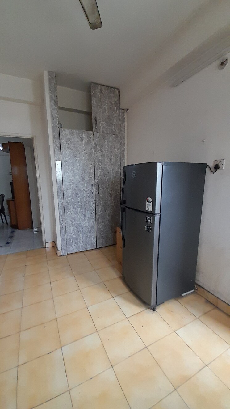 undefined, shankar nagar 3 Bedroom 1650 Sq.Ft. Apartment In Shankar Nagar Raipur 9030035