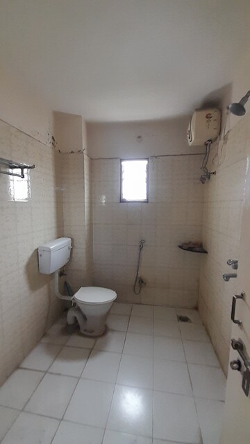 Bathroom in 3 BHK Apartment at Shankar Nagar – for Rent