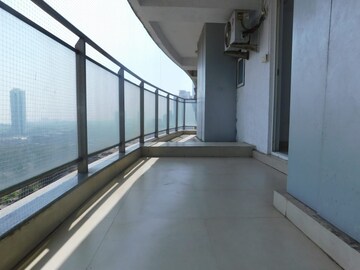 Room in 3 BHK Apartment at Omkar Veda Exclusive, Parel – for Sale