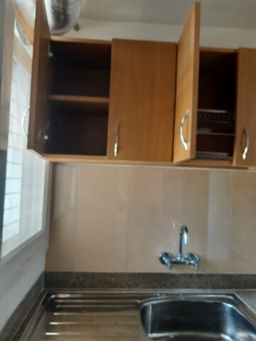 Furnished Amenities in 3 BHK Apartment at Emaar Emerald Floors Premier, Sector 65 – for Rent