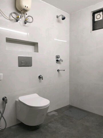 Bathroom in 2 BHK Apartment at RWA Azadpur Colony, Model Town – for Rent
