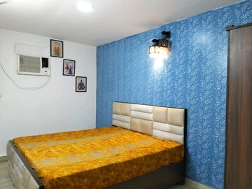 2 BHK Apartment For Rent in RWA Azadpur Colony, Model Town