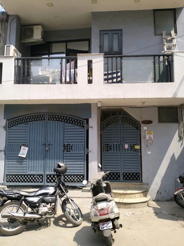 2 BHK Apartment – Exterior View View at RWA Azadpur Colony, Model Town - for Rent
