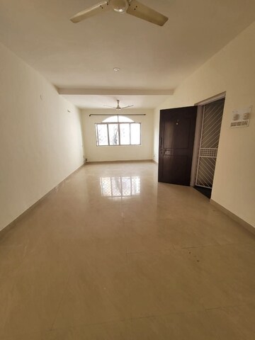 Room in 2 BHK Apartment at Simran Orchid, Salunkhe Vihar Society – for Rent