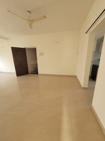Room in 2 BHK Apartment at Simran Orchid, Salunkhe Vihar Society – for Rent