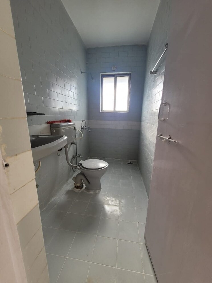 Bathroom, simran-orchid 2 Bedroom 800 Sq.Ft. Apartment In Salunkhe Vihar Society Pune 9030097