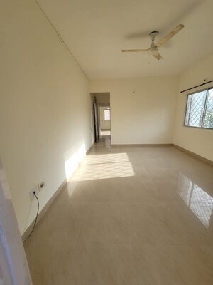 Room in 2 BHK Apartment at Simran Orchid, Salunkhe Vihar Society – for Rent