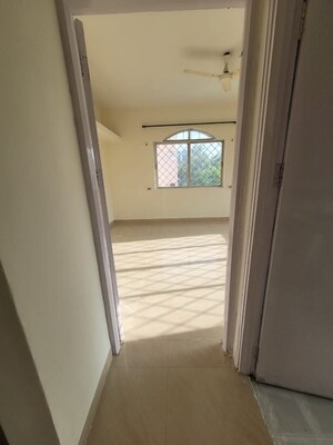 Room in 2 BHK Apartment at Simran Orchid, Salunkhe Vihar Society – for Rent