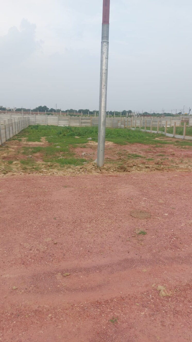 undefined, etmadpur Commercial Industrial Plot 670 Sq.Yd. In Etmadpur Agra 9030135