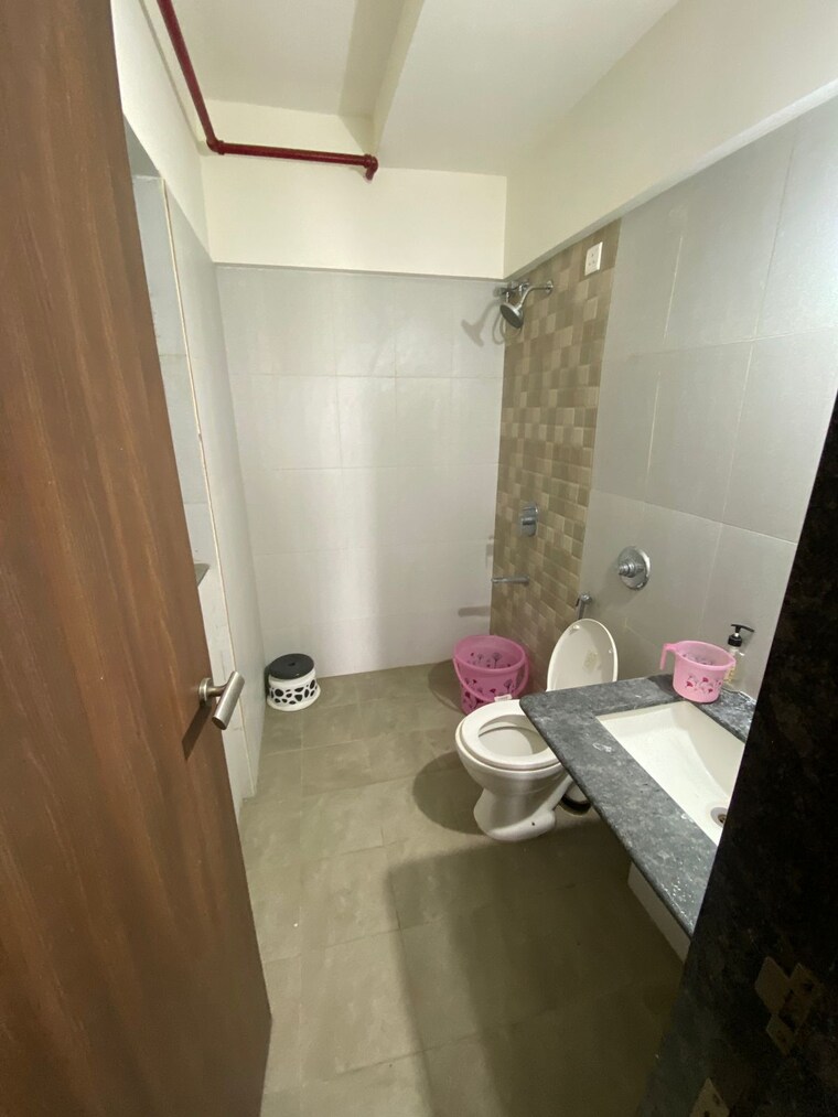 Attached Bathroom, gera-adara 2 Bedroom 635 Sq.Ft. Apartment In Hinjewadi Pune 9030111