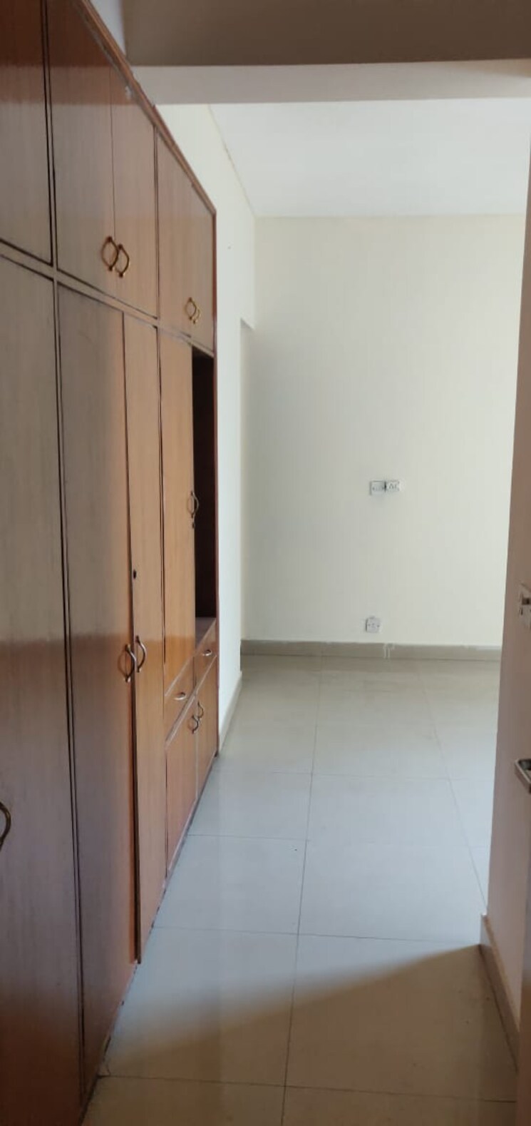 undefined, dlf-the-carlton-estate 3 Bedroom 1377 Sq.Ft. Apartment In Dlf Phase V Gurgaon 9030127