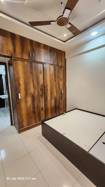Furnished Amenities in 2 BHK Apartment at Govind Nagar – for Rent