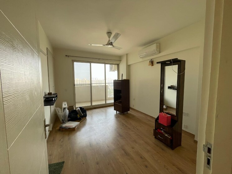 Living Room, smart-world-orchard 3.5 Bedroom 1650 Sq.Ft. Apartment In Sector 61 Gurgaon 9030170