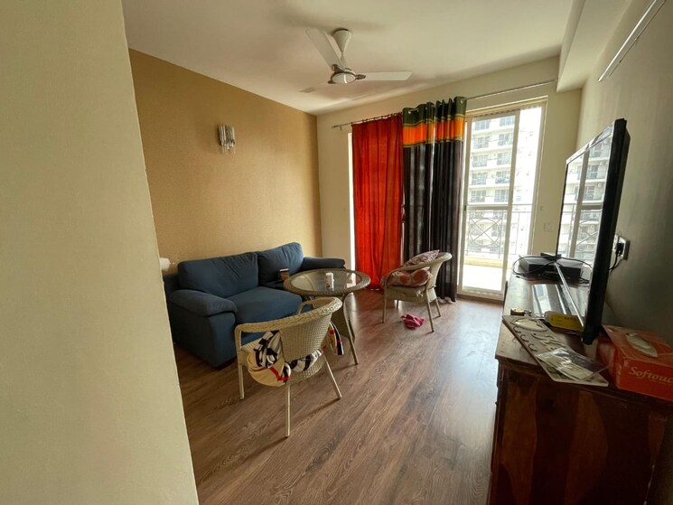 Bedroom, smart-world-orchard 3.5 Bedroom 1650 Sq.Ft. Apartment In Sector 61 Gurgaon 9030170