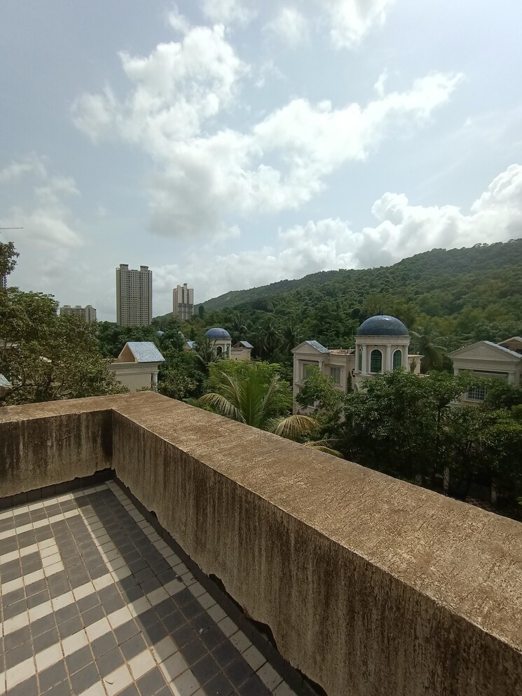 Terrace, t-bhimjyani-neelkanth-woods 5 Bedroom 5500 Sq.Ft. Villa In Manpada Thane 9030216