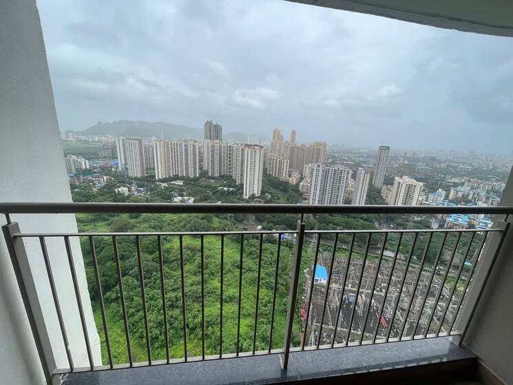 Balcony, kalpataru-paramount 2 Bedroom 711 Sq.Ft. Apartment In Kapur Bawdi Thane 9030272