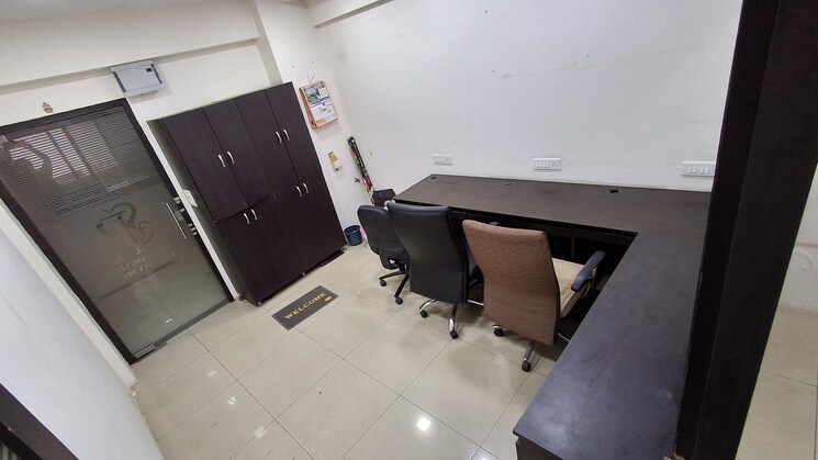 Team Area, titanium-city-centre Commercial Office Space 373 Sq.Ft. In Satellite Ahmedabad 9030246