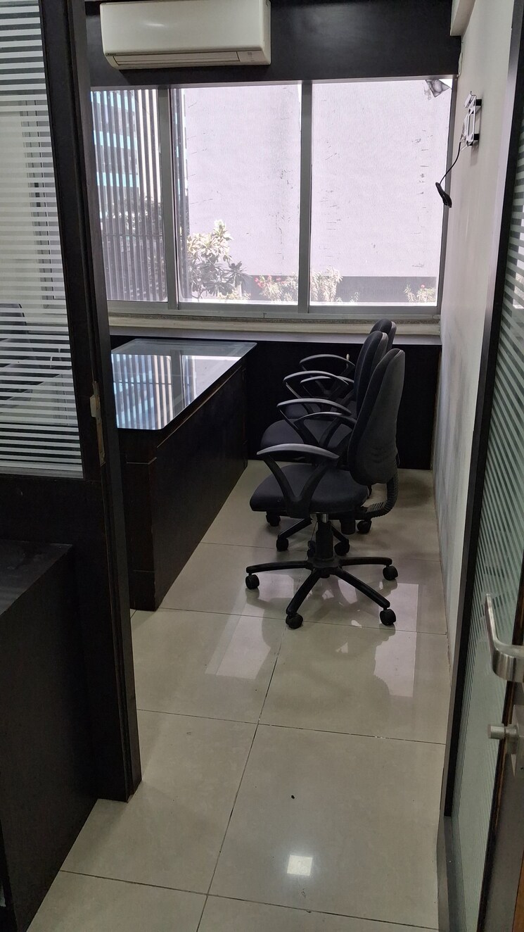 Balcony, titanium-city-centre Commercial Office Space 373 Sq.Ft. In Satellite Ahmedabad 9030246