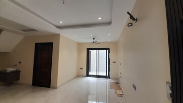 Room in 4 BHK Villa at Dumartarai – for Rent