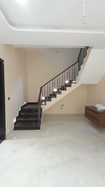 Kitchen in 4 BHK Villa at Dumartarai – for Rent