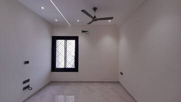 Room in 4 BHK Villa at Dumartarai – for Rent